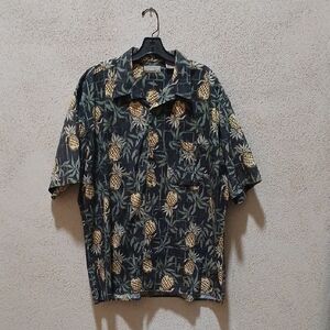 "Make Offer" Casual Black and Yellow Button Down Shirt with Tropical Print
